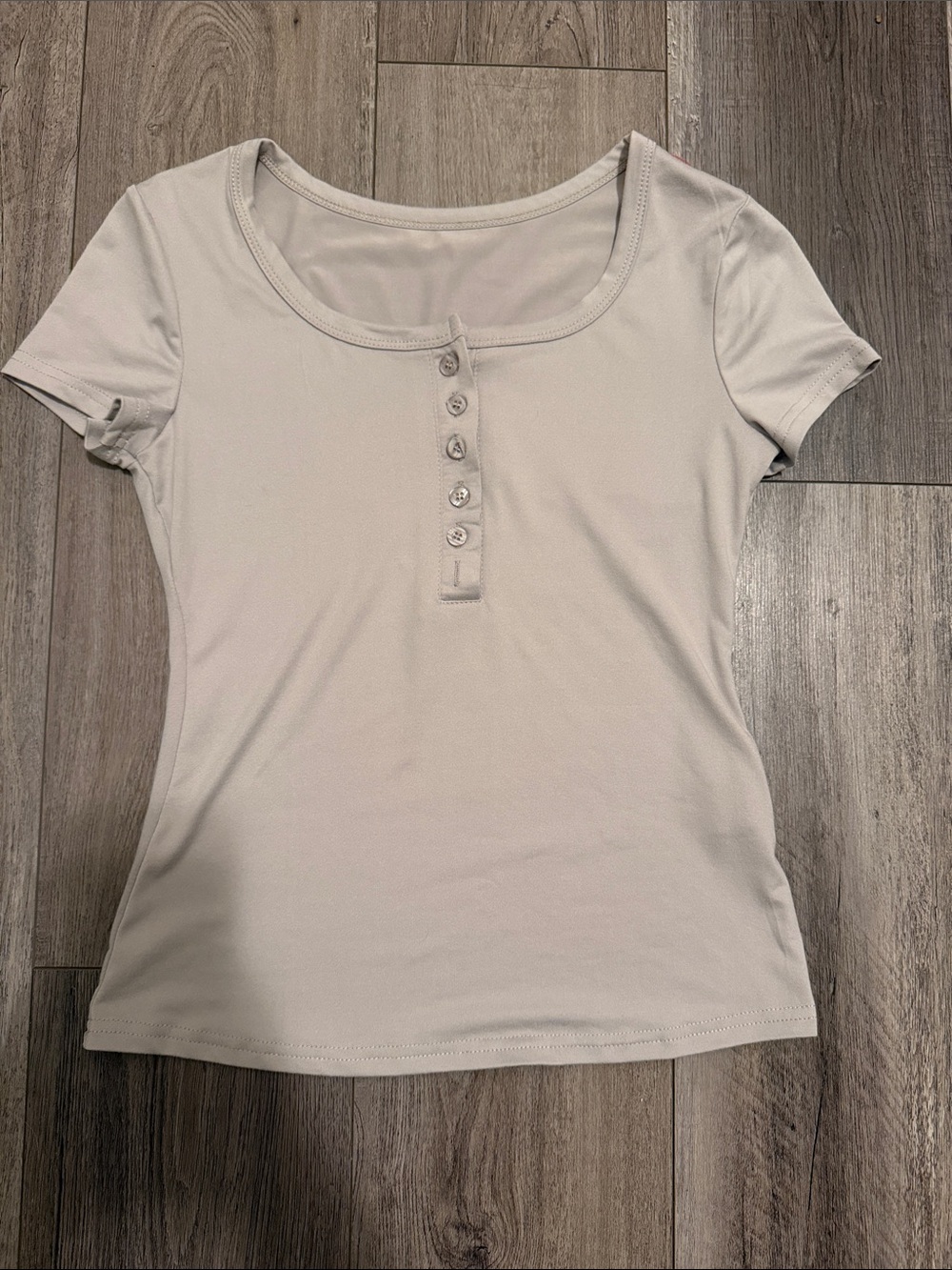 SHEIN White Short Sleeve Scoop Neck Henley Tee